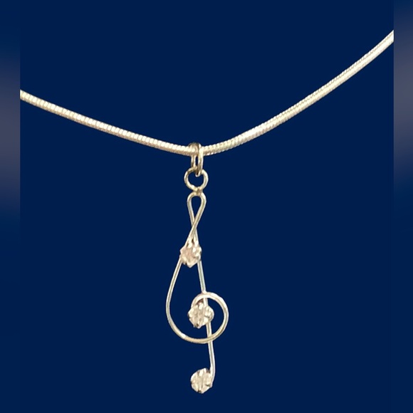 Elegant Silver Treble Clef Necklace with CZ Accents. NWT - Picture 1 of 8